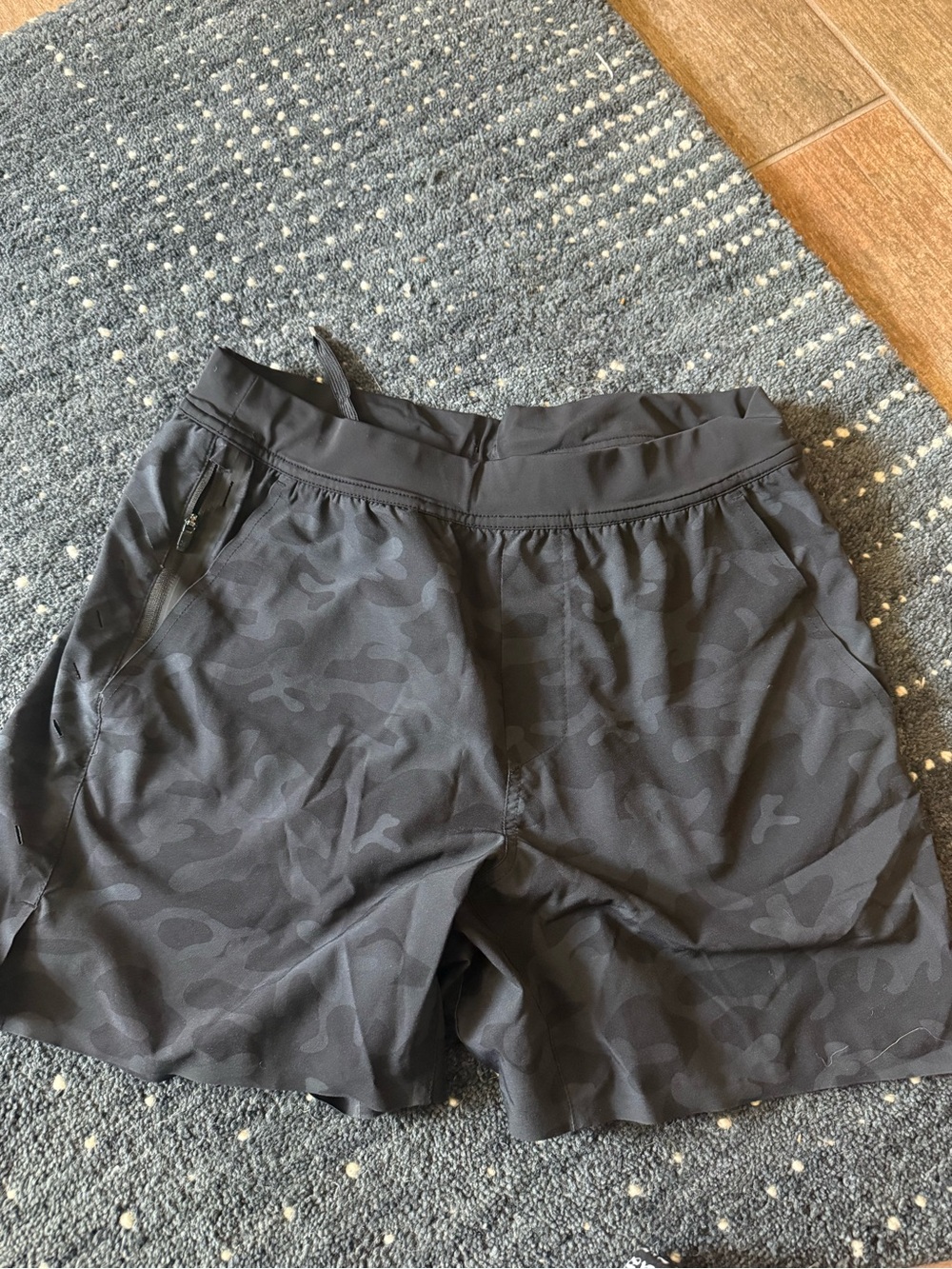 Black Camo Medium 5” Ten Thousand Interval shorts with no liner